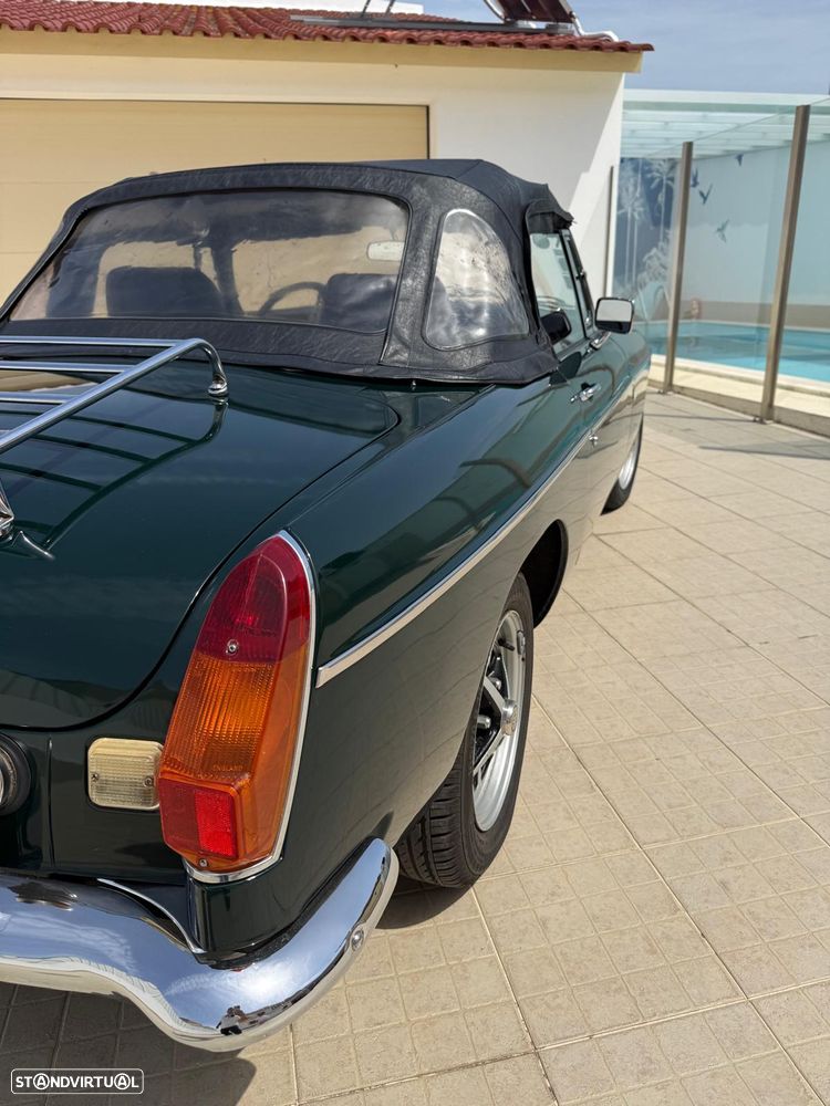 MG MGB - 5