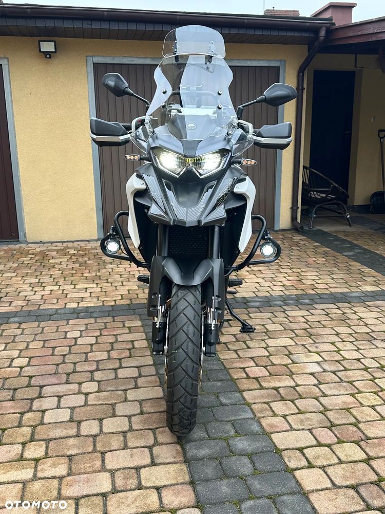 QJMOTOR SRT 550X - 15