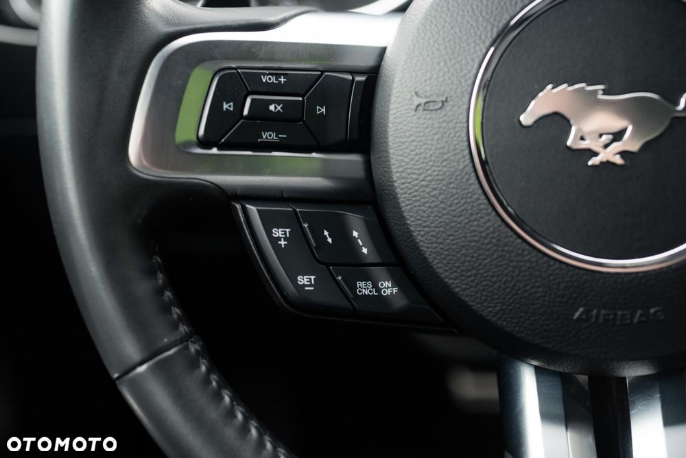 Ford Mustang 5.0 V8 GT - 20