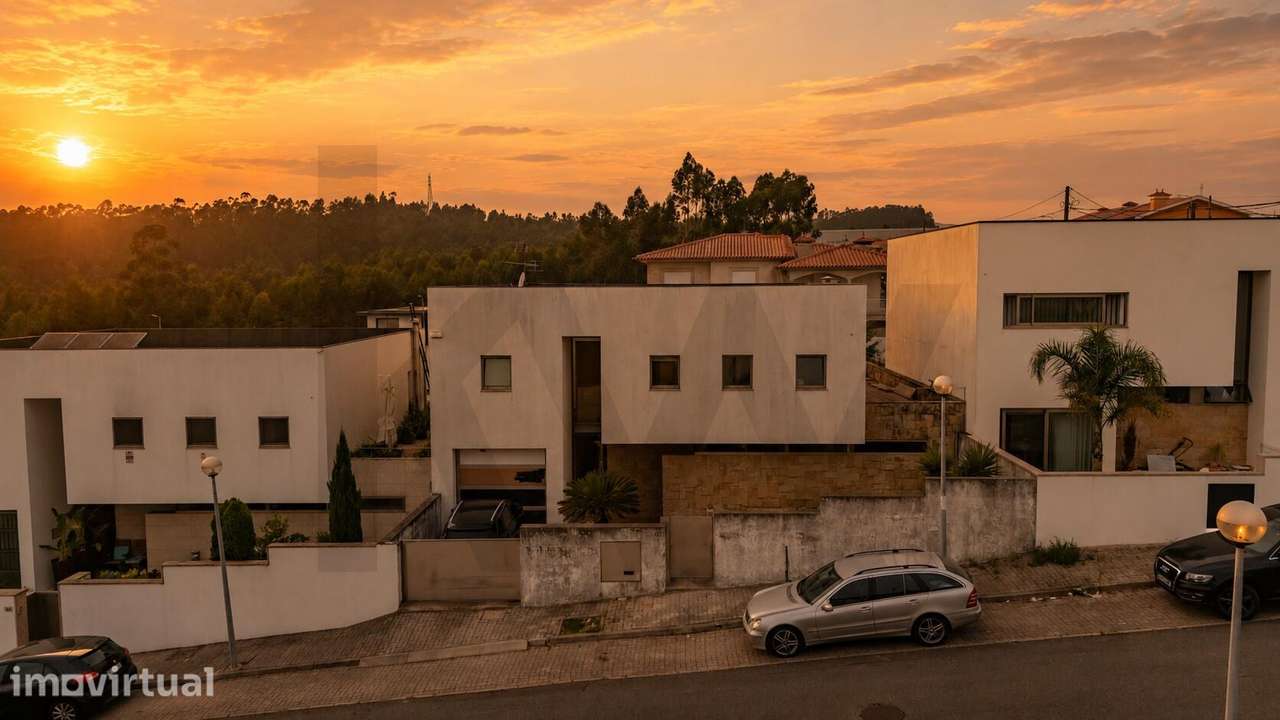 Moradia T3 em Ribeirão: Vila Nova de Famalicão | Oportunidade para Cri - Grande imagem: 2/45