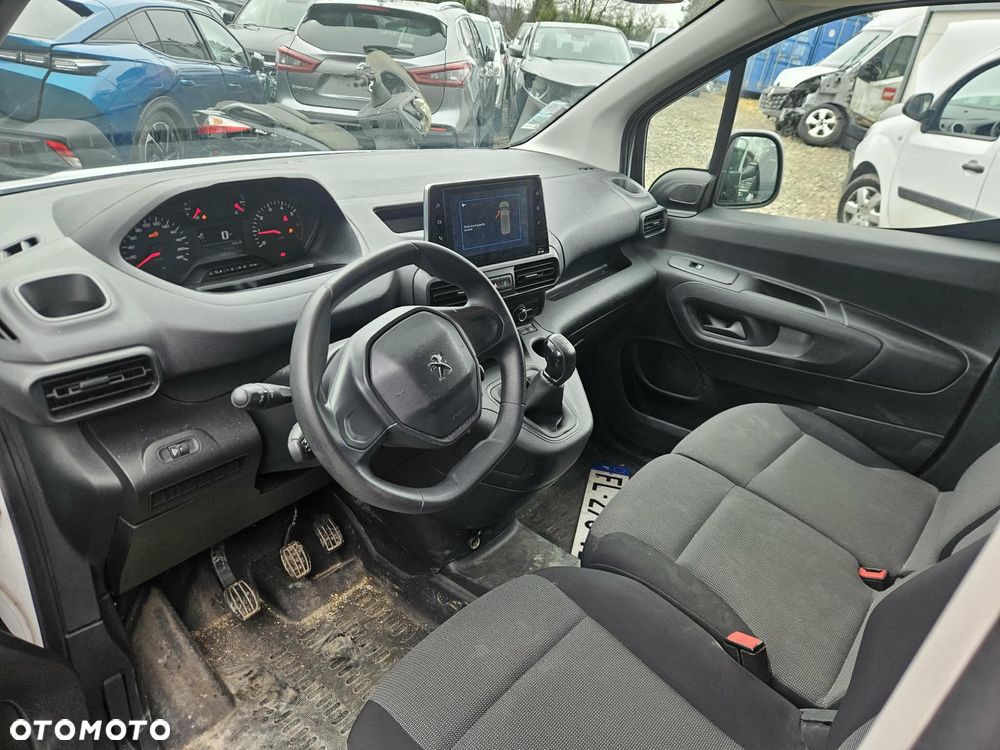 Peugeot PARTNER BERLINGO  3-OSOBOWY 11/2019 - 7