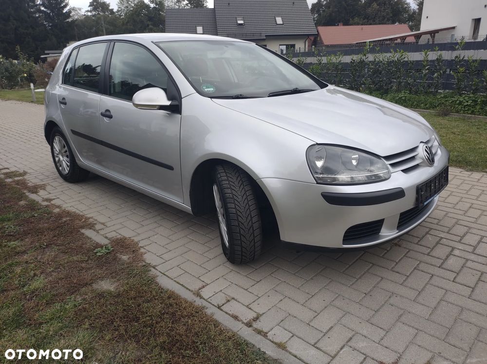 Volkswagen Golf - 9