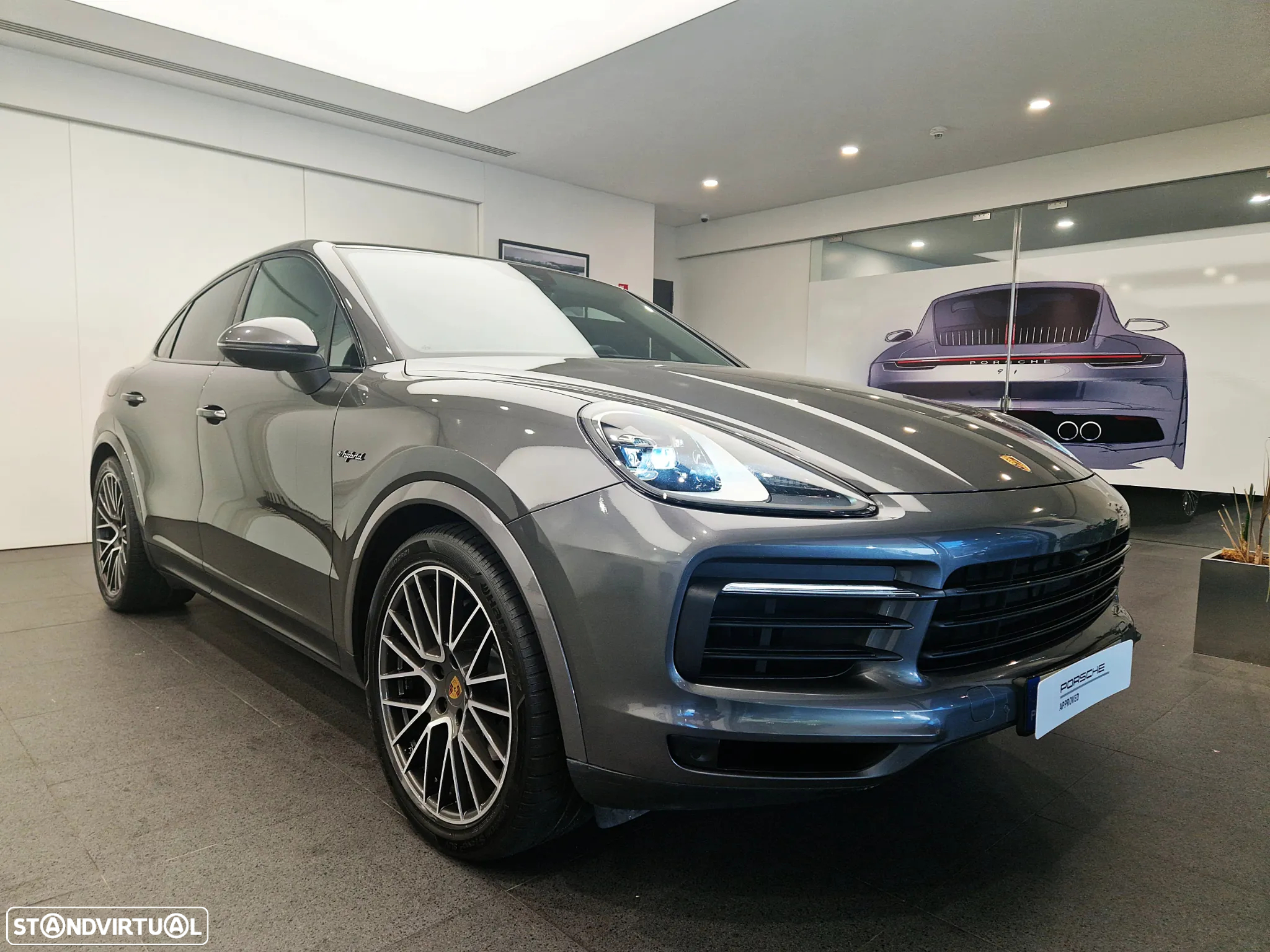 Porsche Cayenne Coupé E-Hybrid - 13