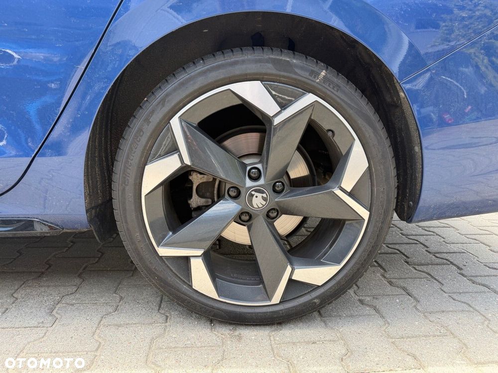 Skoda Superb 2.0 TDI SCR 4x4 Sportline DSG - 35