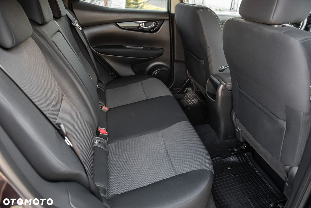 Nissan Qashqai 1.6 dCi DPF tekna - 27