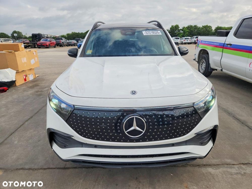 Mercedes-Benz EQB 250+ - 6