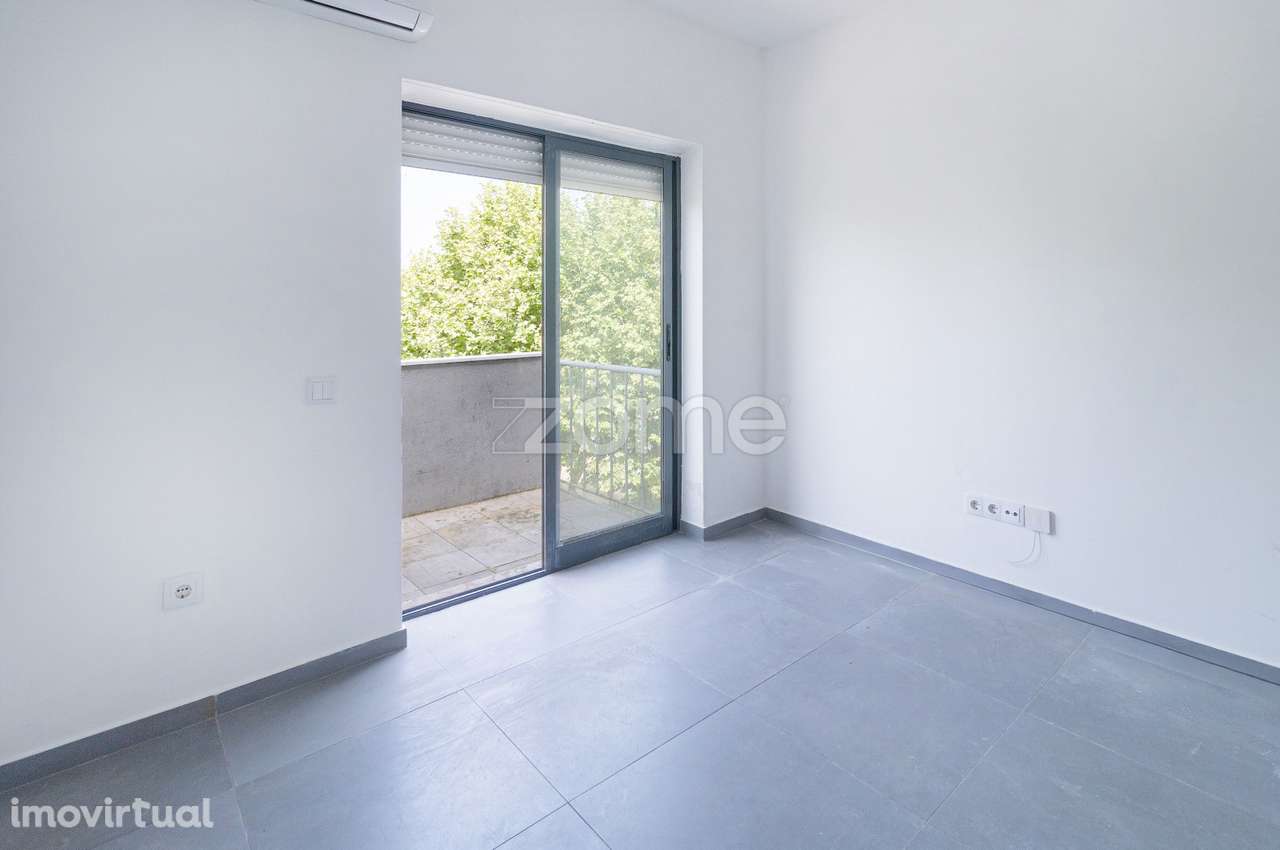 T2 Renovado com Varanda no Lavradio - Grande imagem: 2/22