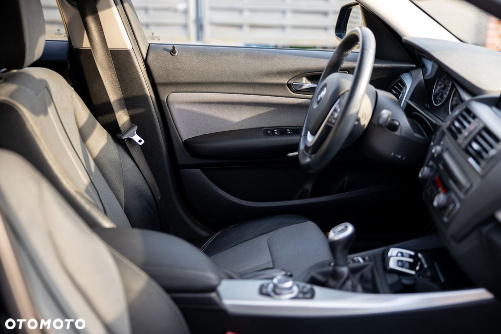 BMW Seria 1 118d Urban Line - 30