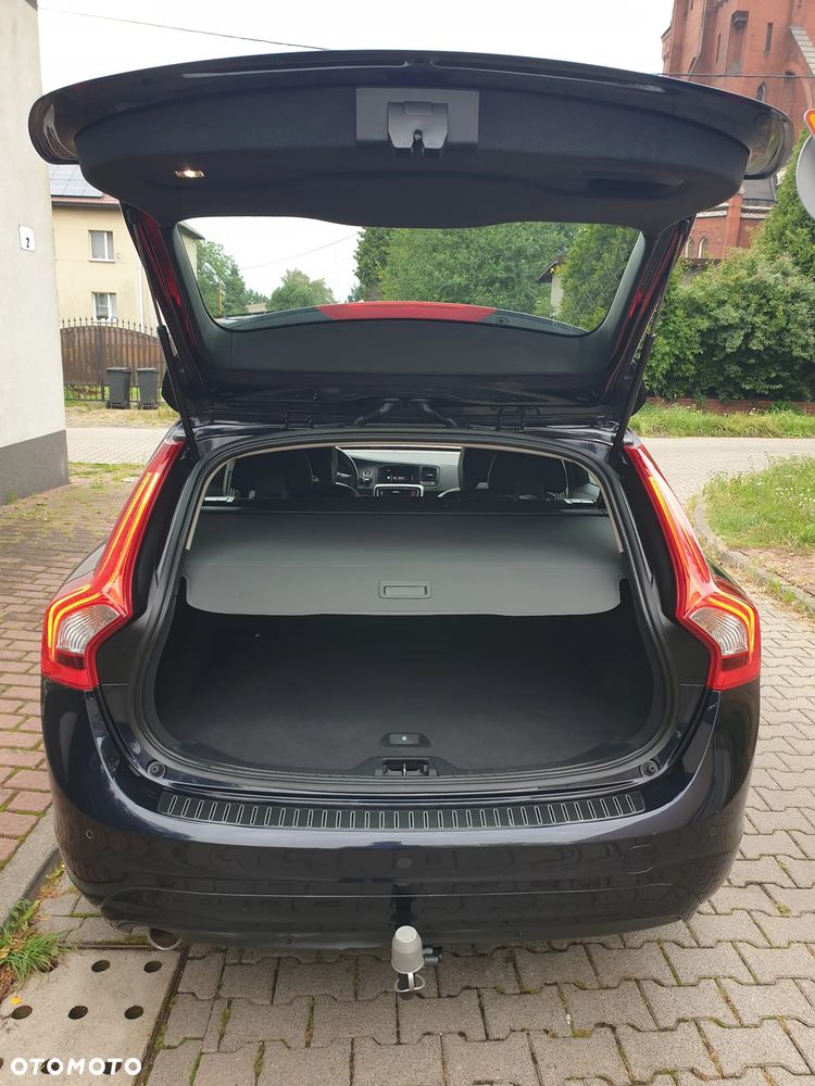 Volvo V60 D3 Geartronic Linje Svart - 38
