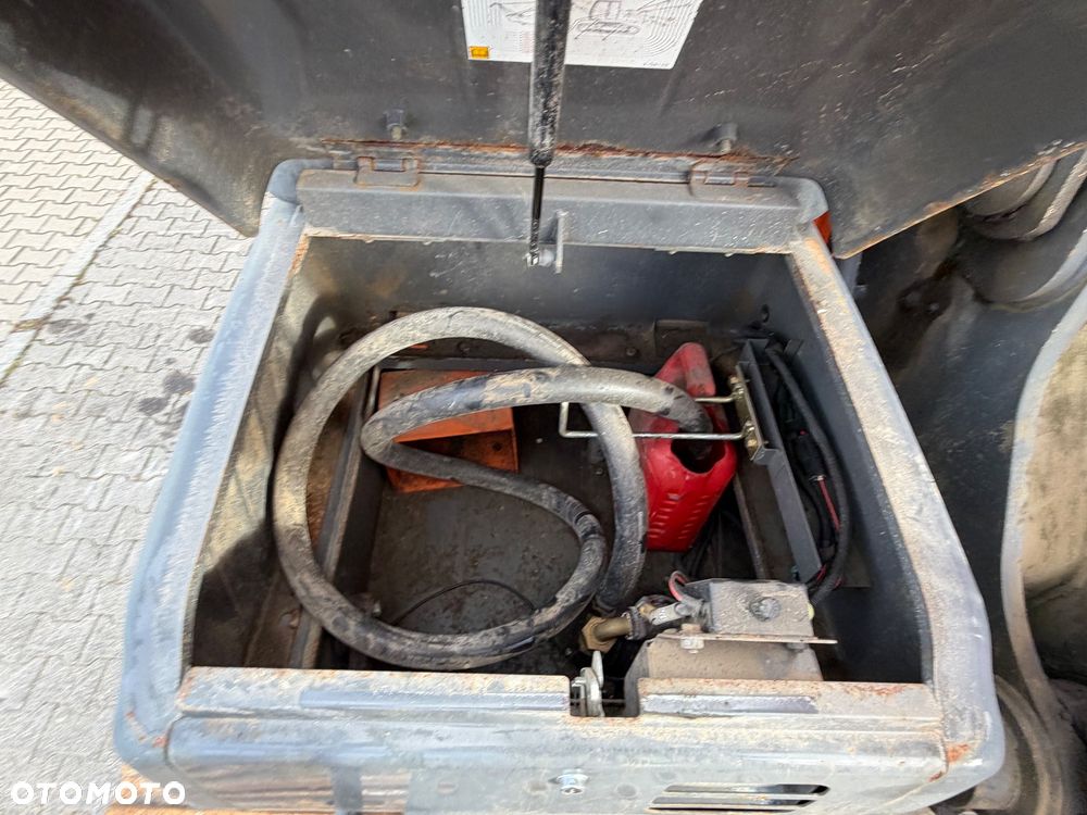 Hitachi ZX250LC-3 - 15