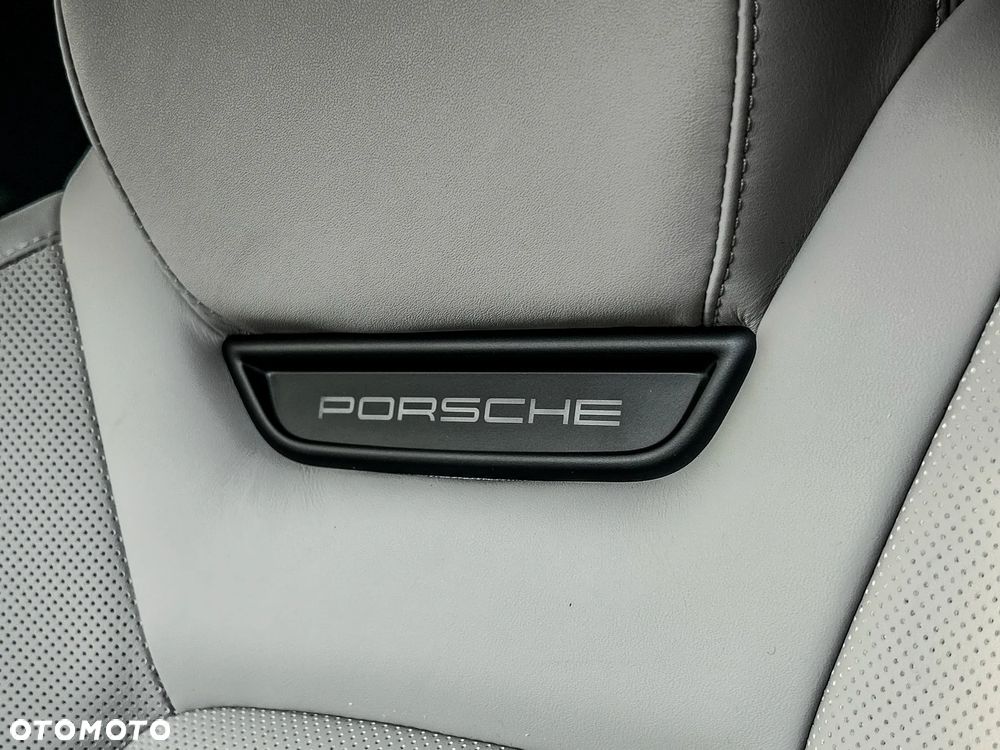 Porsche Macan - 20