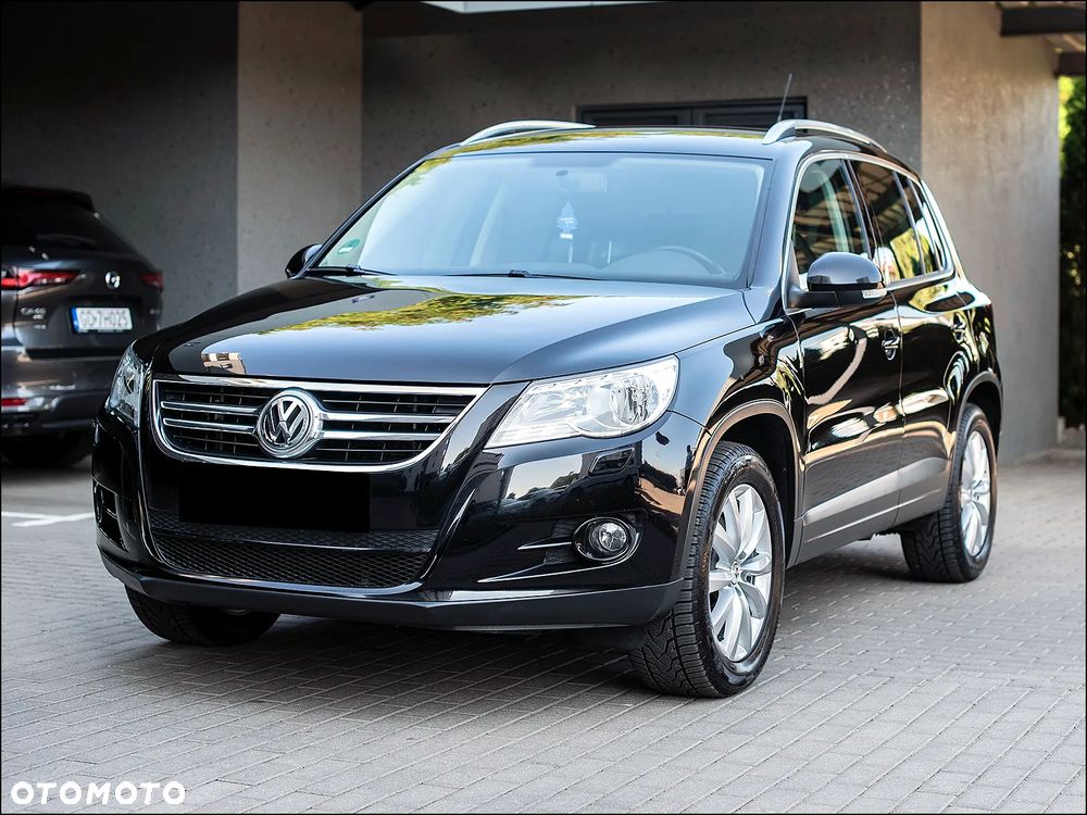 Volkswagen Tiguan - 11