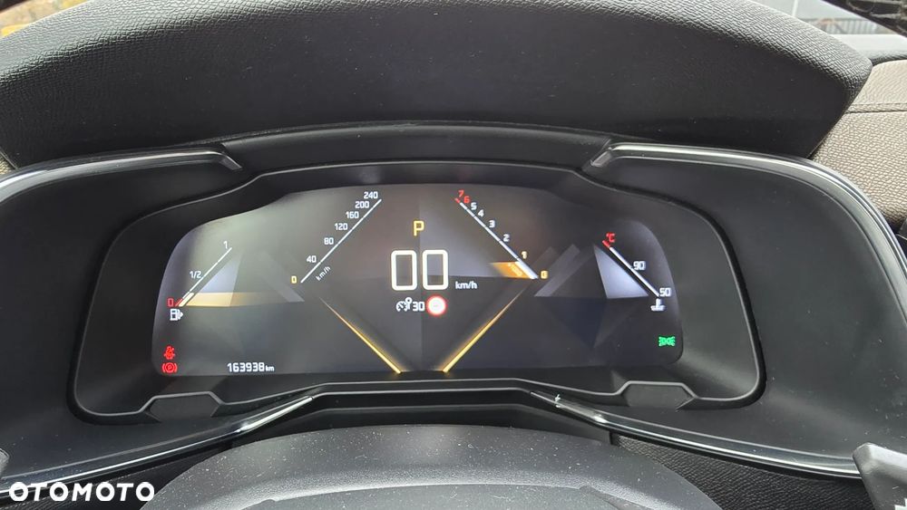 DS Automobiles DS 7 Crossback - 15