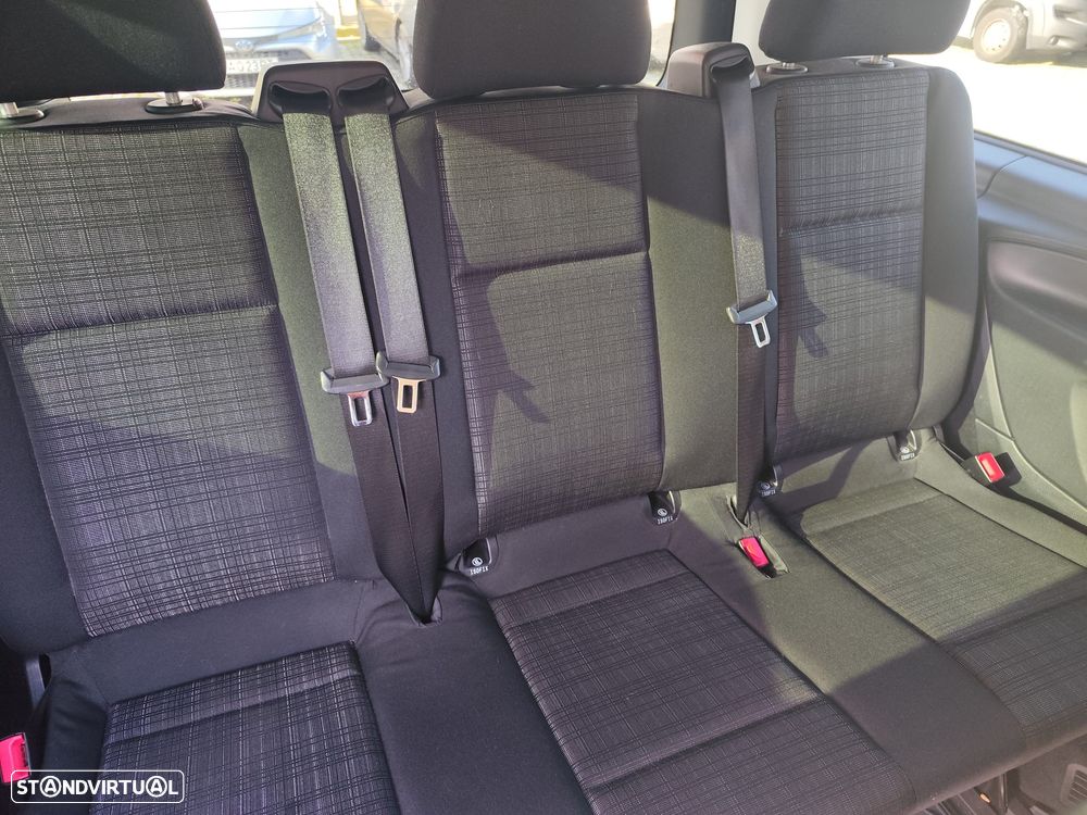 Mercedes-Benz Vito Tourer Longa Aut. SELECT - 18