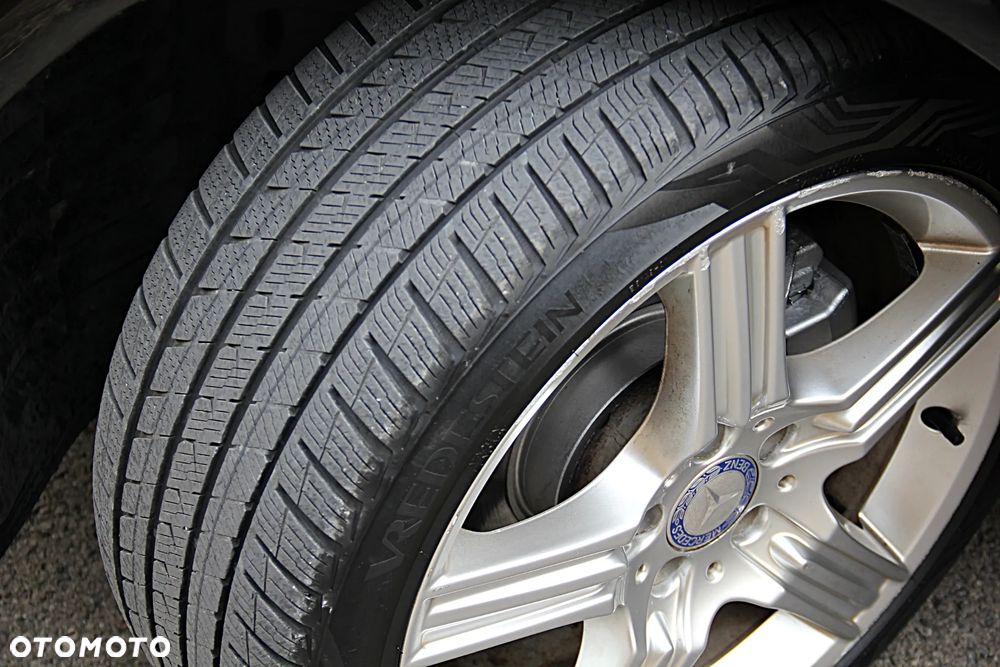 Mercedes-Benz Klasa E 200 BlueEFFICIENCY Elegance - 18