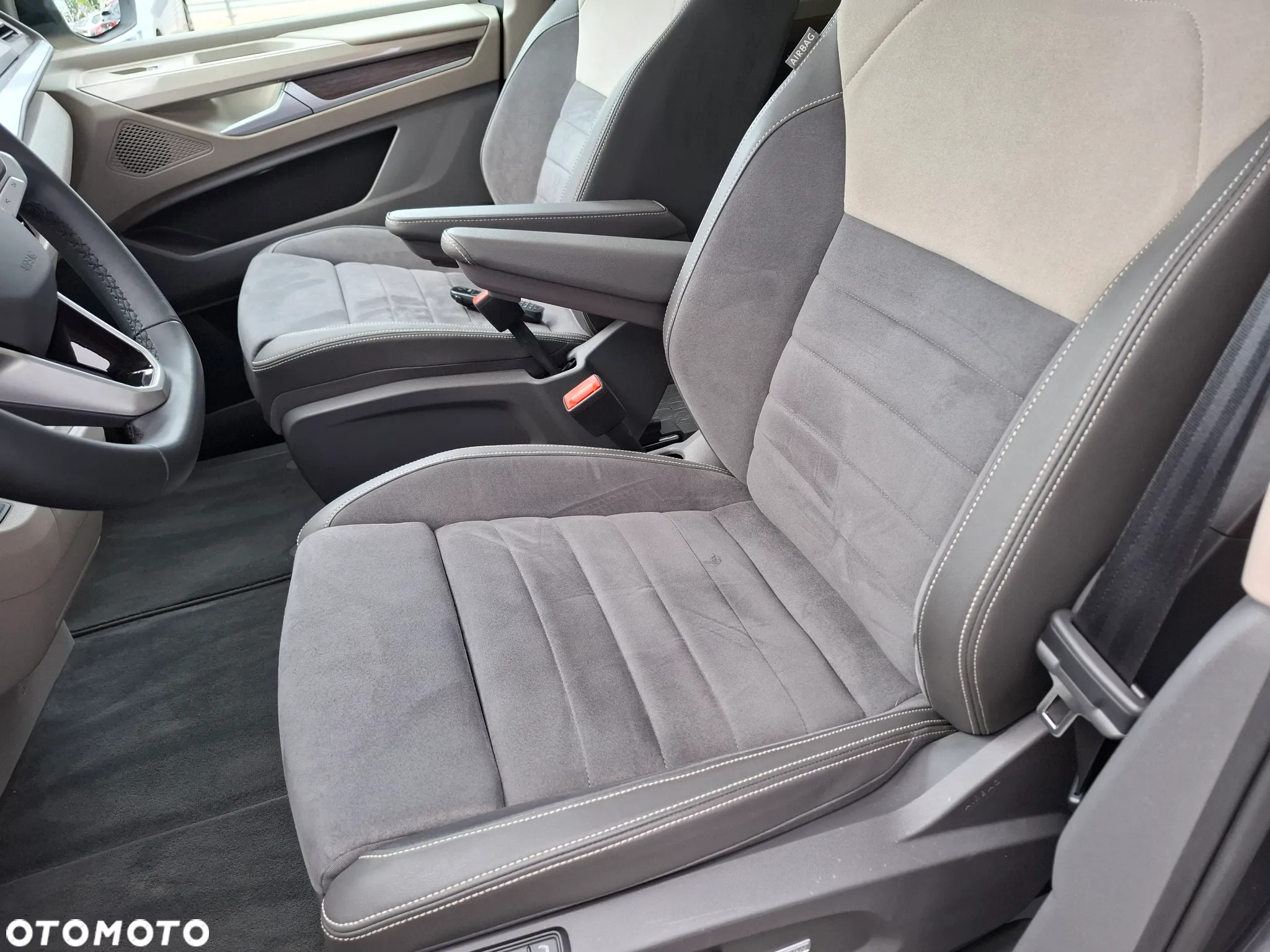 Volkswagen Multivan 2.0 TDI L2 Style DSG - 5