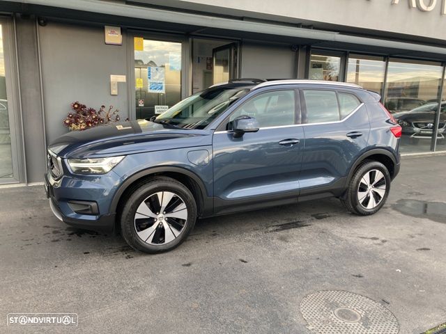 Volvo XC 40 T5 Recharge DKG Essential - 4