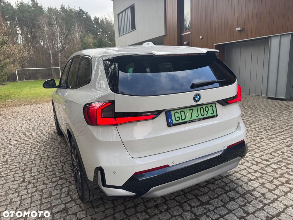 BMW iX1 xDrive30 66.5kWh xLine - 14