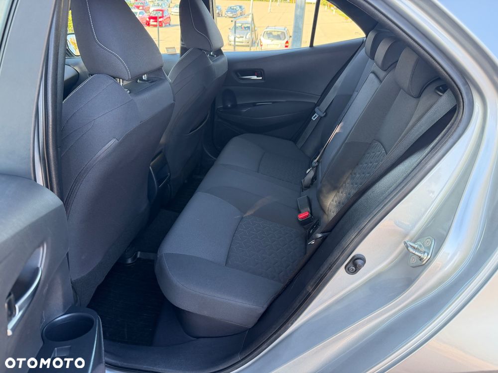 Toyota Corolla 1.8 Hybrid Comfort - 38