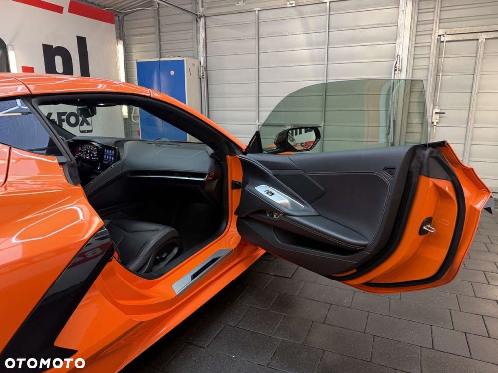 Chevrolet Corvette - 34