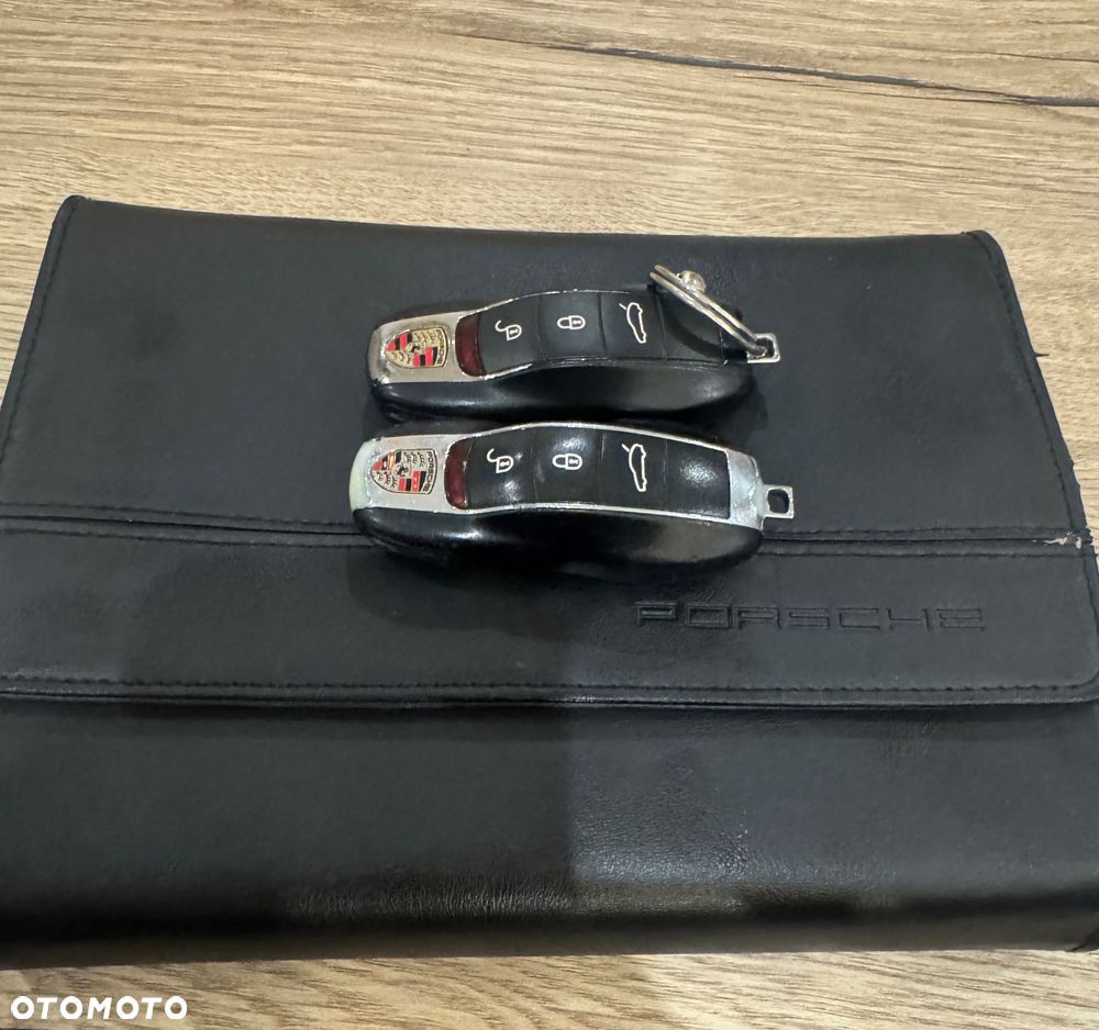 Porsche Panamera 4S PDK - 21