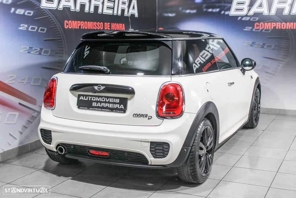 MINI 3 Portas Cooper D - 19