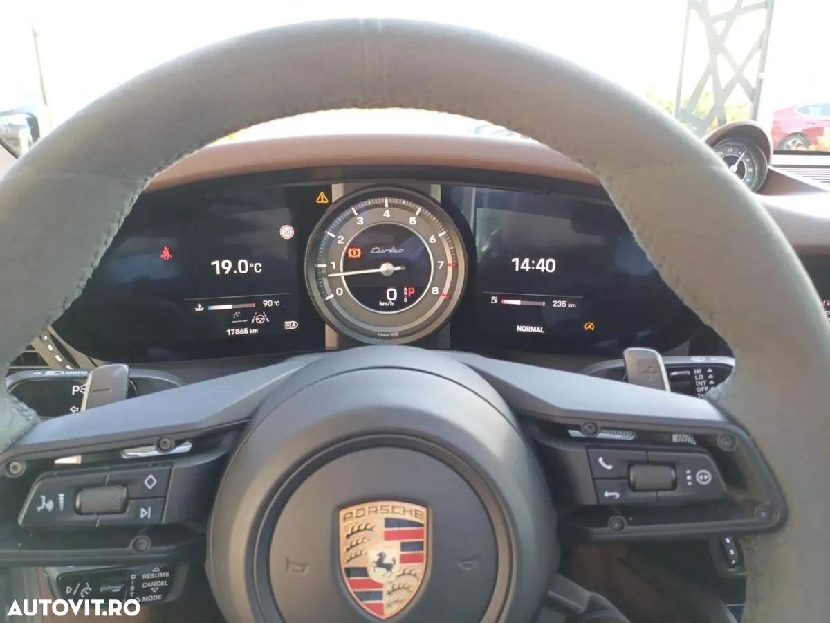 Porsche 911 Turbo PDK - 10