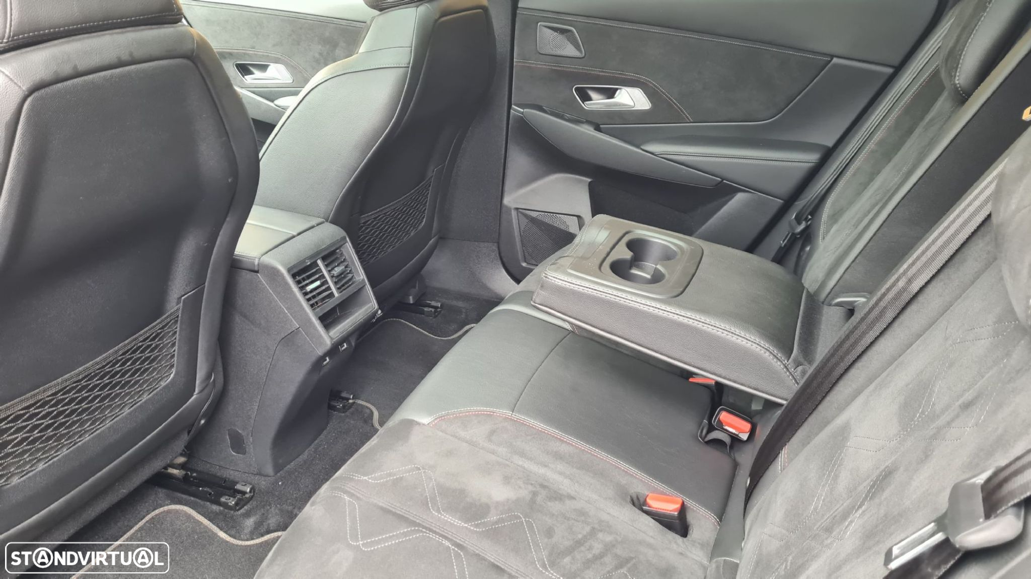 DS DS7 Crossback 1.5 BlueHDi Performance Line - 47
