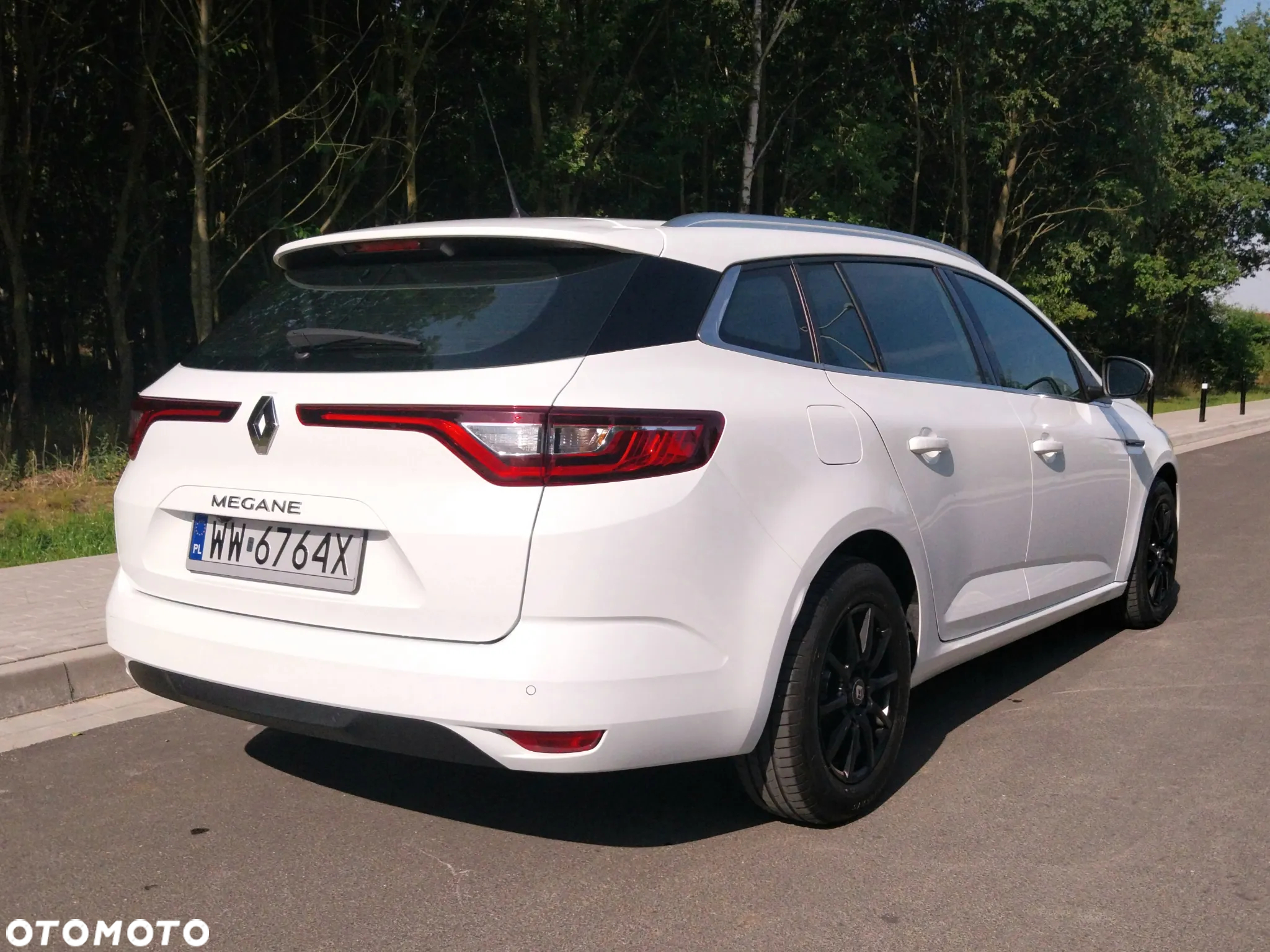 Renault Megane 1.5 Blue dCi Business - 5