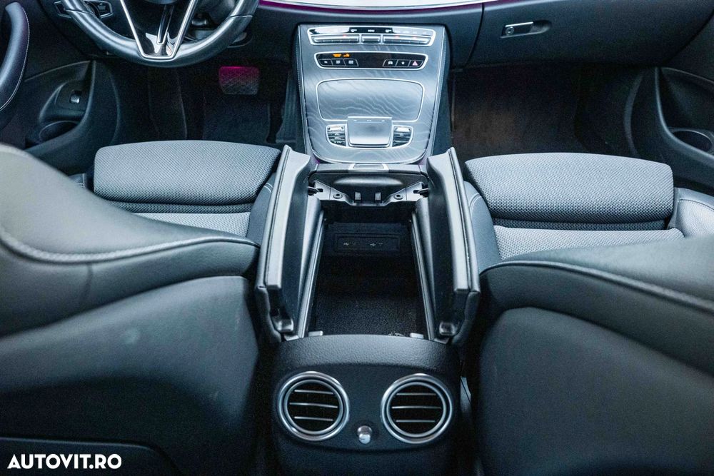 MERCEDES-BENZ E-Class 2021 — imagine 12