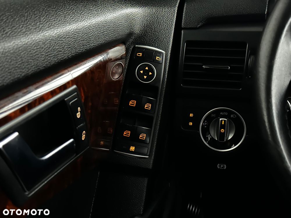 Mercedes-Benz GLK 350 4Matic 7G-TRONIC - 19