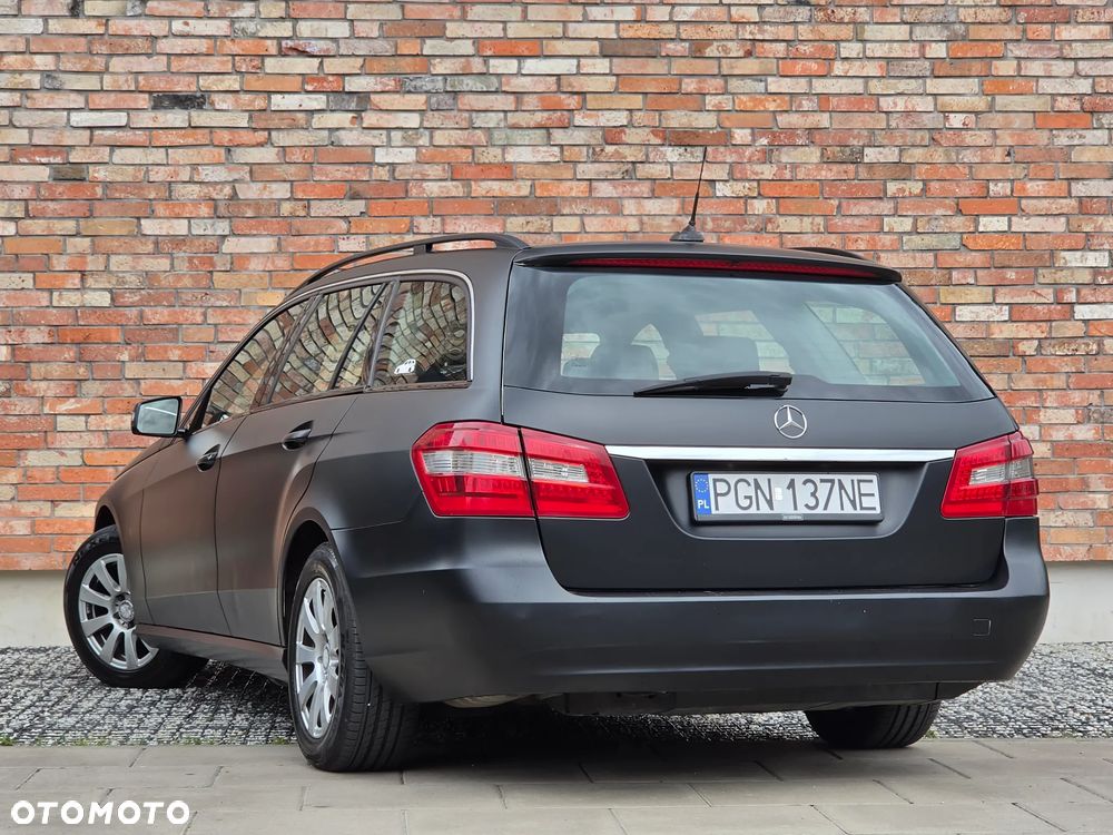 Mercedes-Benz Klasa E 200 CDI 7G-TRONIC Elegance - 11