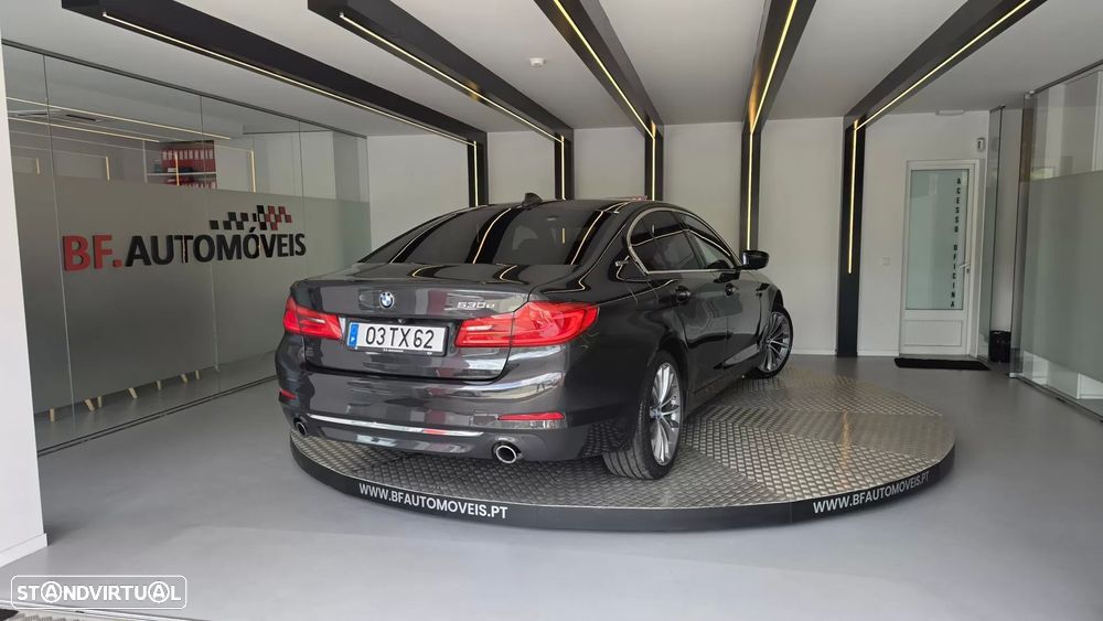 BMW 530 e iPerformance Line Luxury - 18
