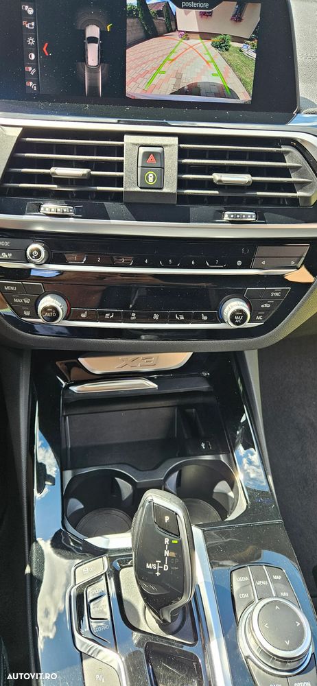 BMW X3 xDrive20d AT Luxury Line - 24