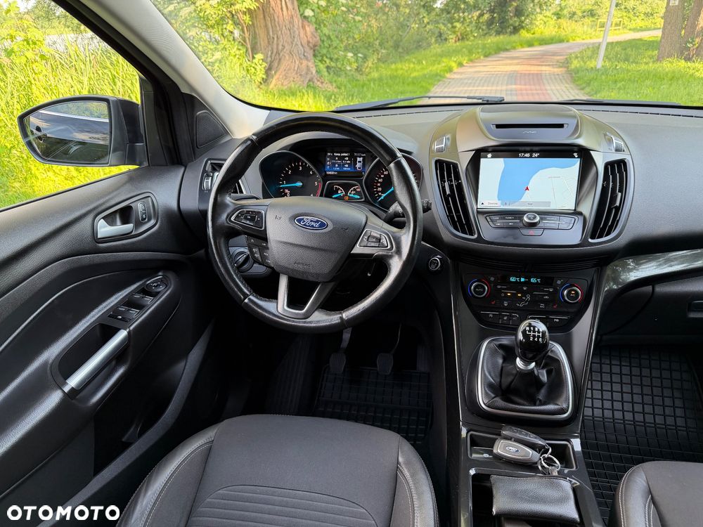 Ford Kuga 2.0 TDCi 4x4 Titanium - 16
