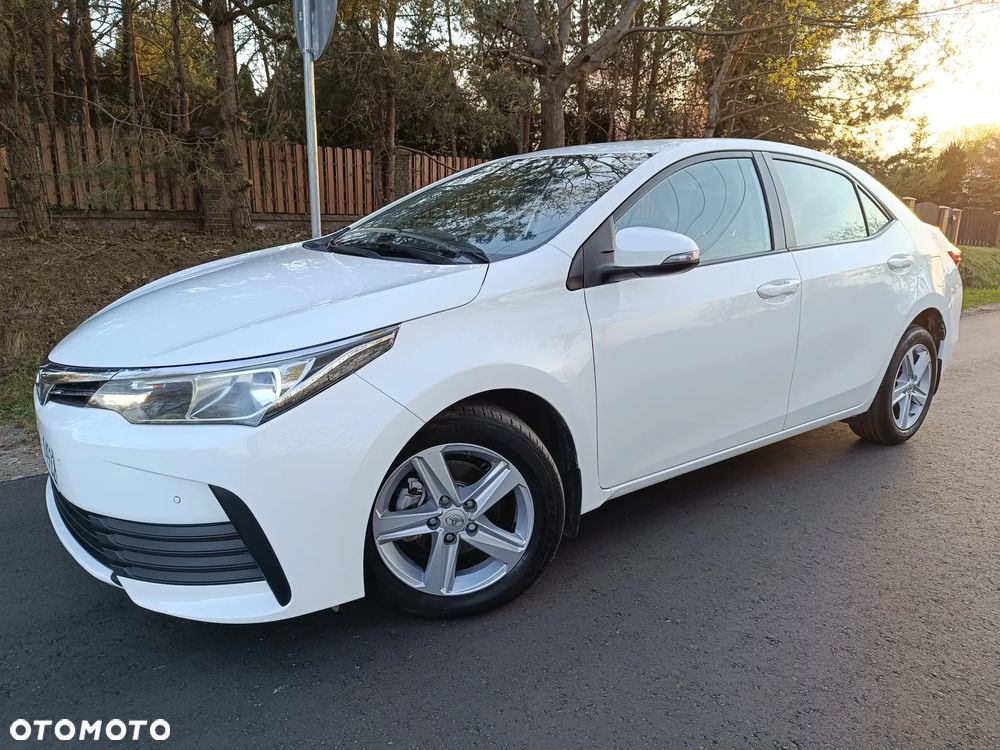 Toyota Corolla 1.4 D-4D Comfort - 12