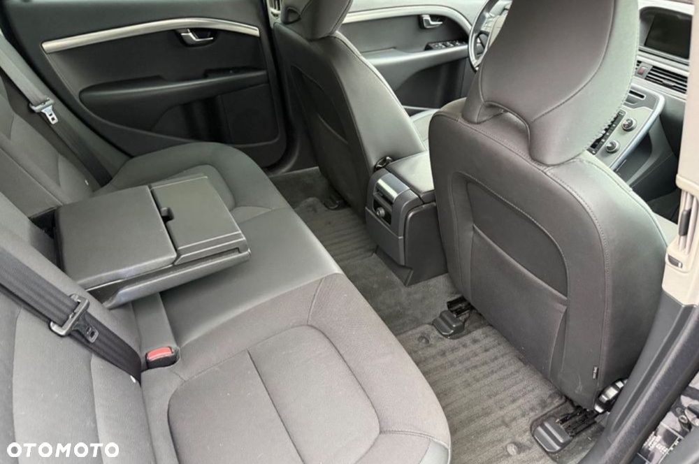 Volvo V70 D2 Geartronic Powershift Kinetic - 20