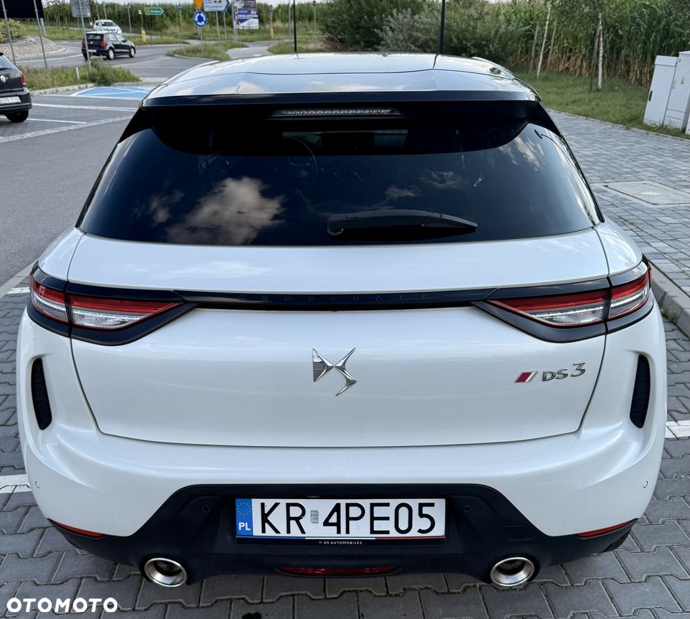 DS Automobiles DS 3 Crossback 1.2 PureTech Performance Line + - 6