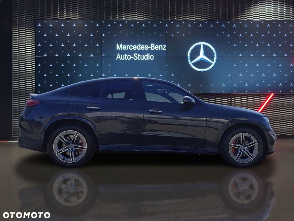 Mercedes-Benz GLC - 9