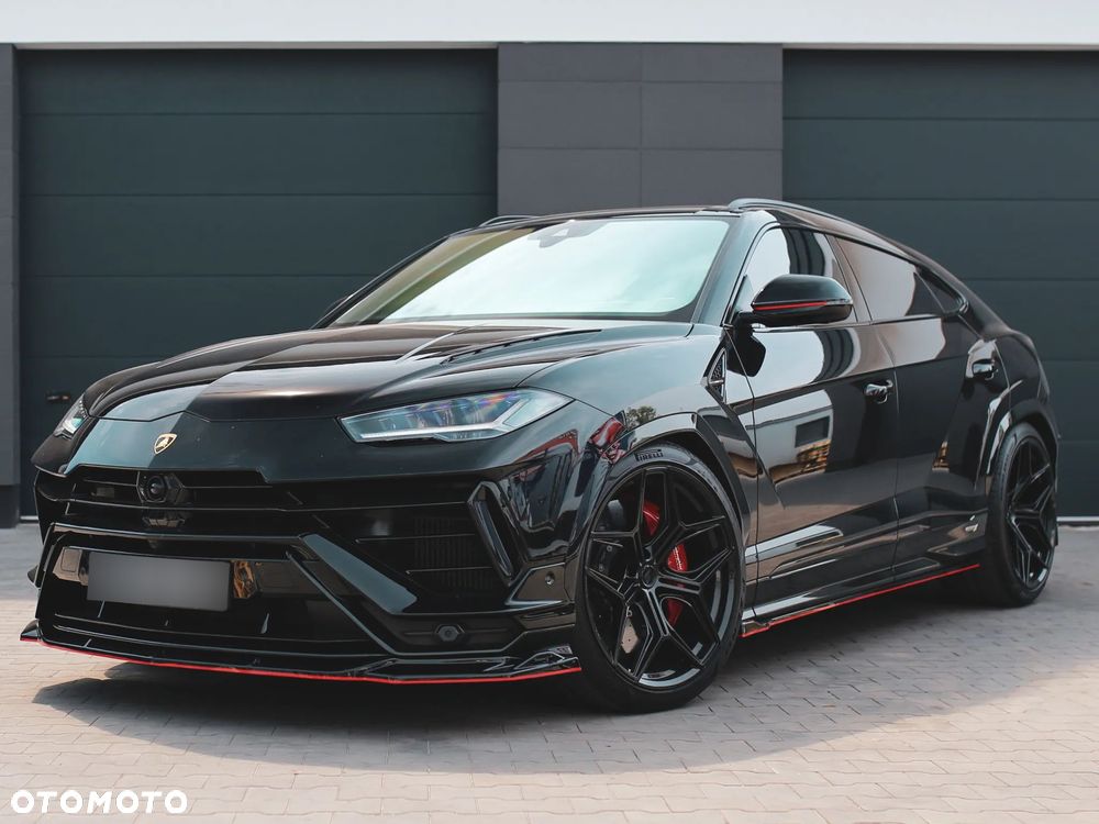 Lamborghini Urus - 1