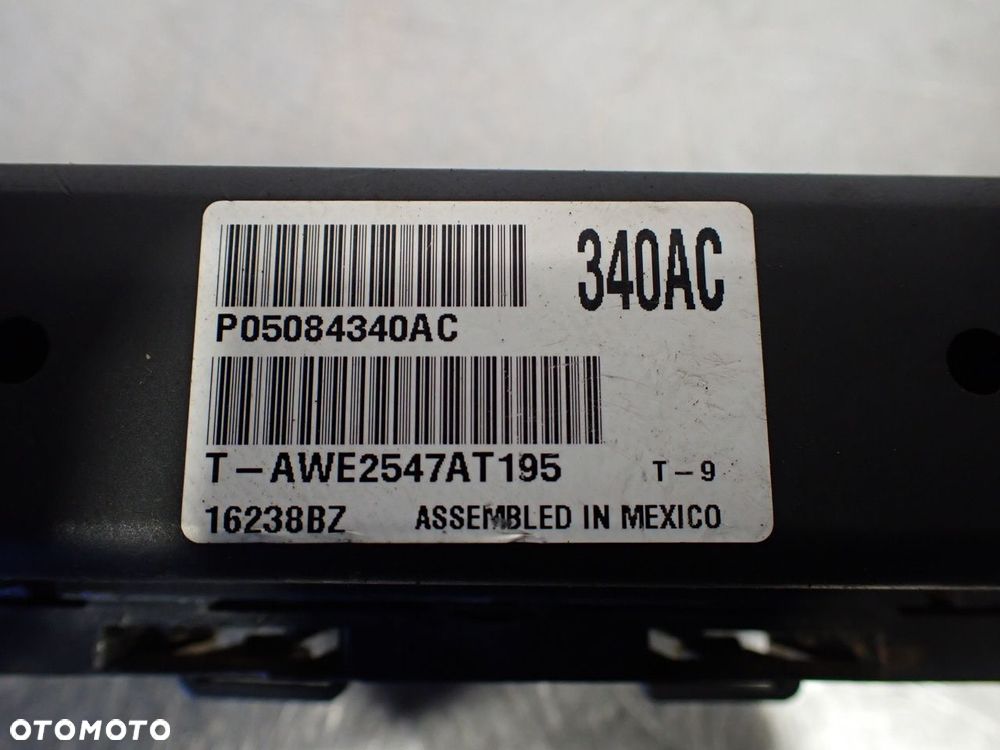 SKRZYNKA BEZPIECZNIKÓW DODGE CALIBER  P05084340AC 16238BZ - 5