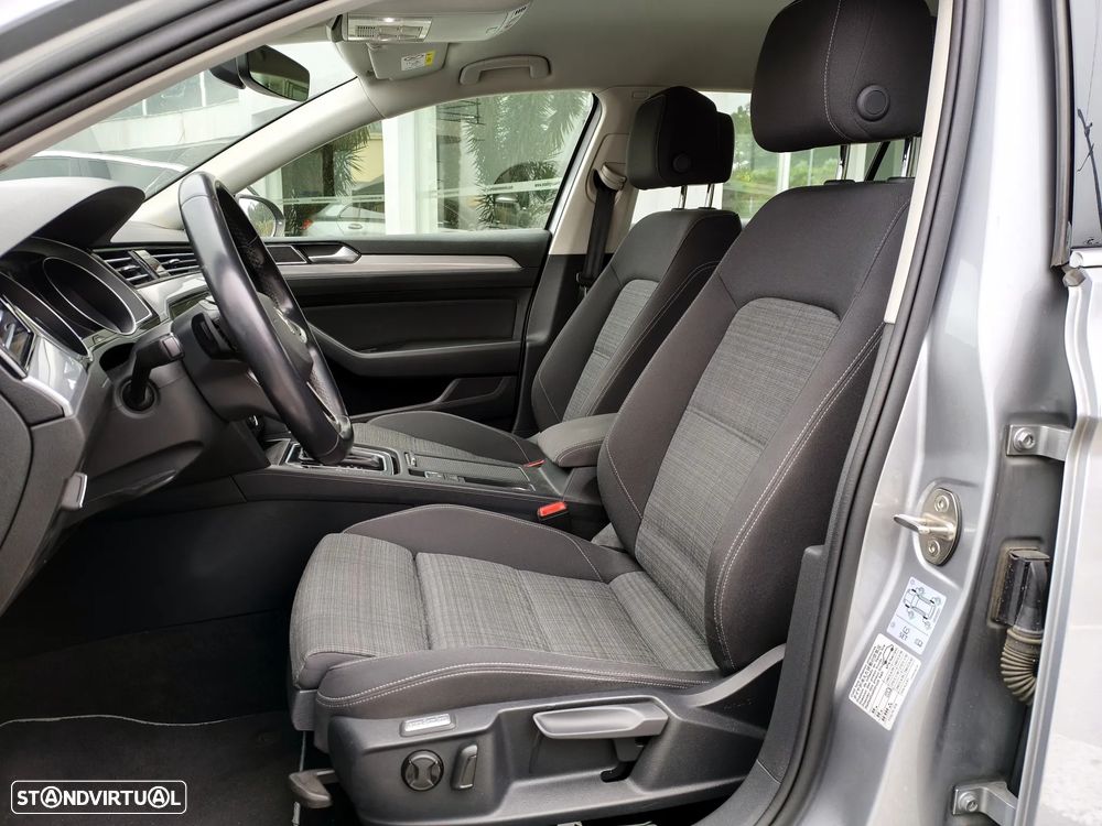 VW Passat Variant 1.6 TDI Business DSG - 8