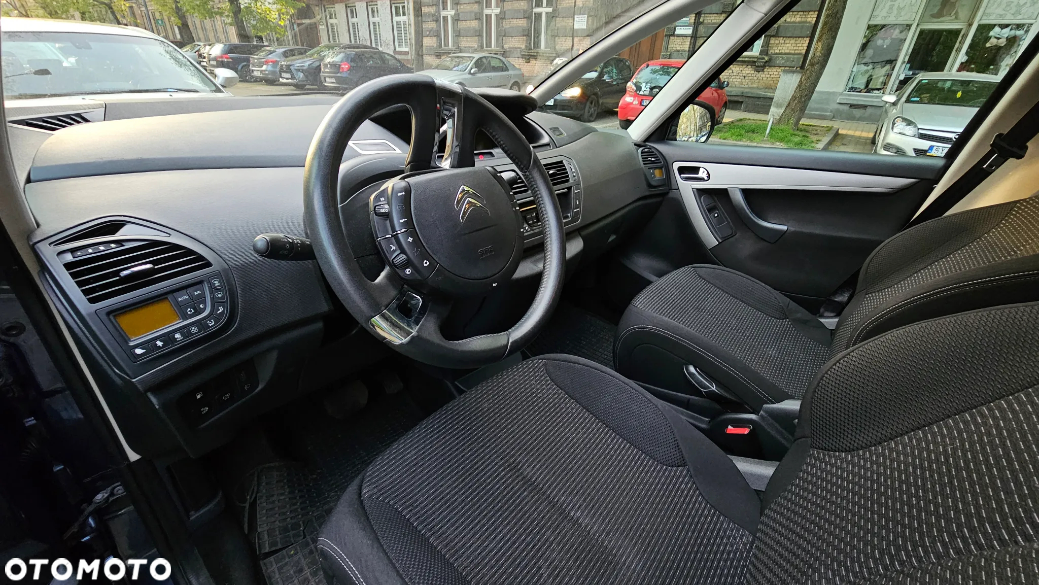 Citroën C4 Grand Picasso 1.6 HDi Equilibre Navi Pack MCP - 11