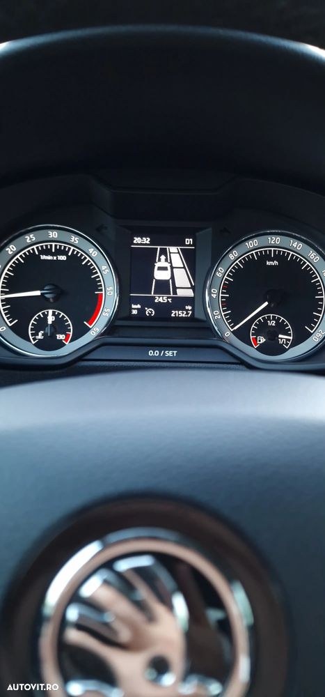 Skoda Octavia 2.0 TDI DSG 4X4 Style - 21