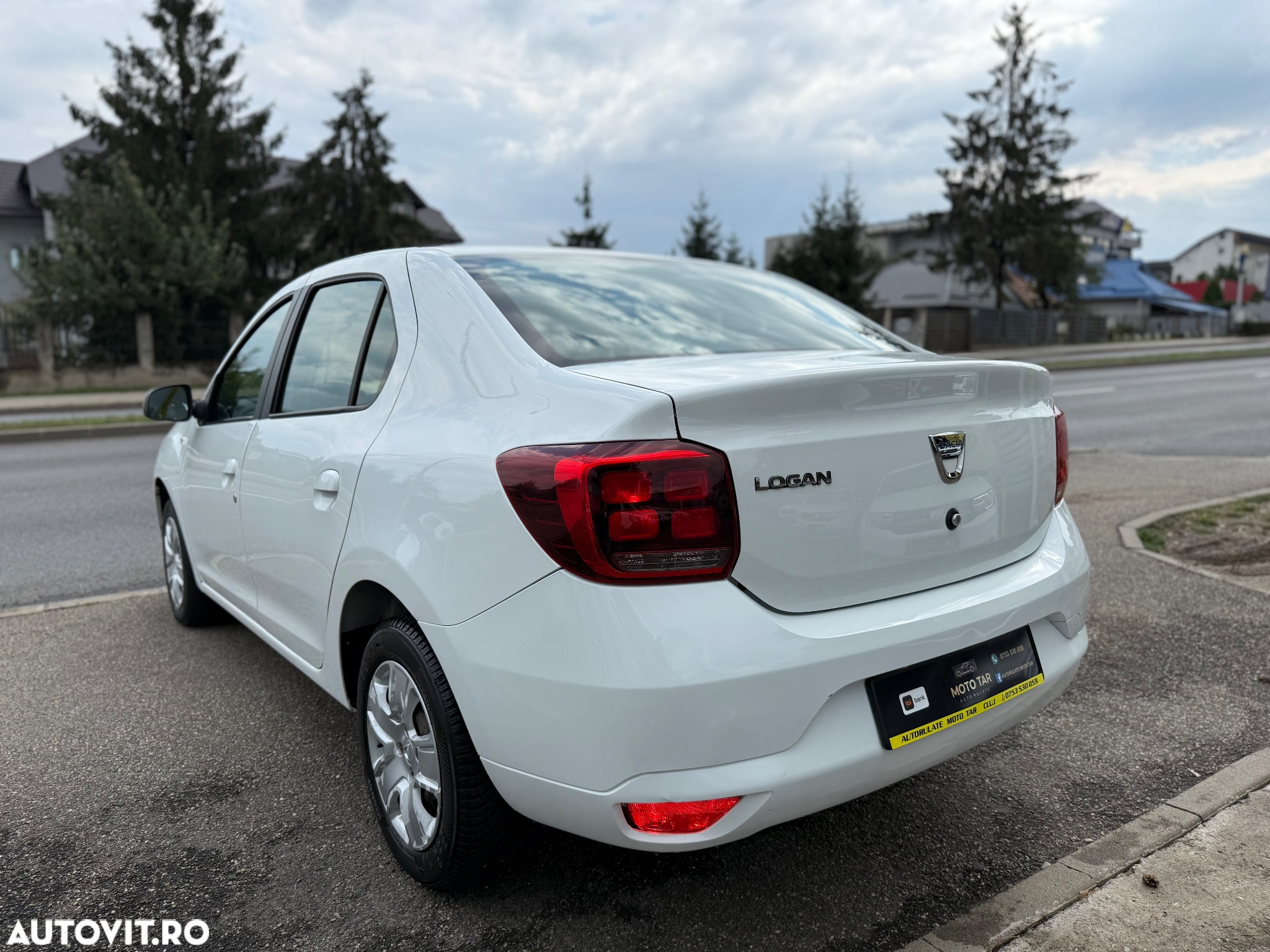 Dacia Logan 1.5 Blue dCi Laureate - 4