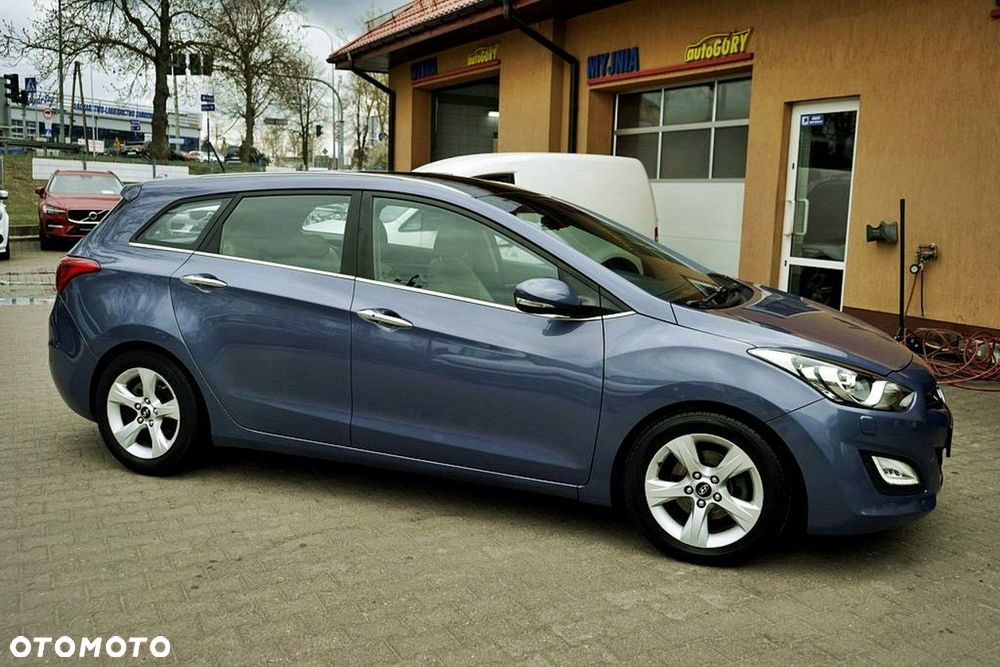 Hyundai i30 - 12