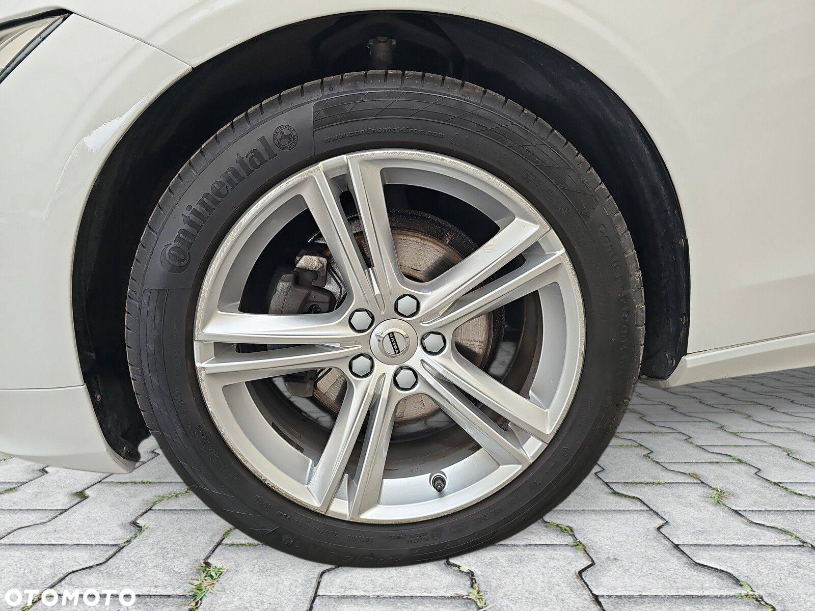 Volvo V90 - 10