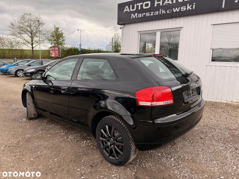Audi A3 3-drzwiowe 1.6 FSI S Line Sportpaket plus - 5