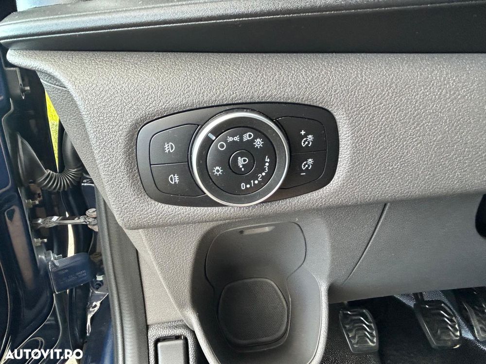 Ford transit custom - 16
