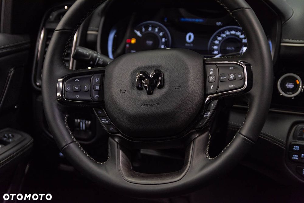 RAM 1500 - 13